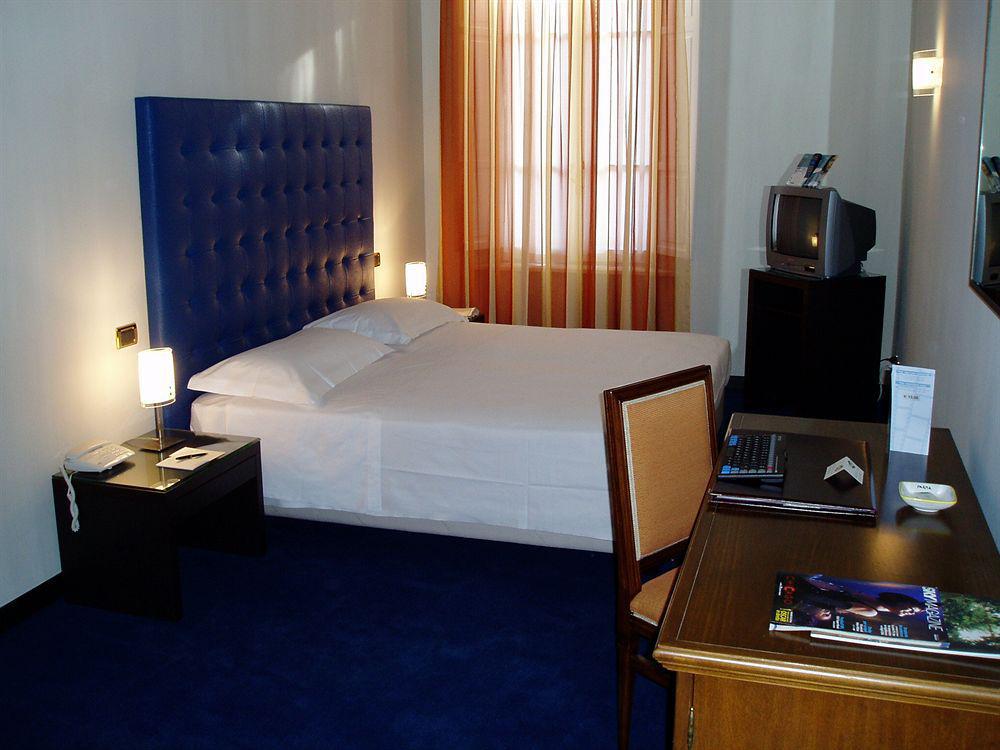 Sina Maria Luigia Hotel Parma Ngoại thất bức ảnh